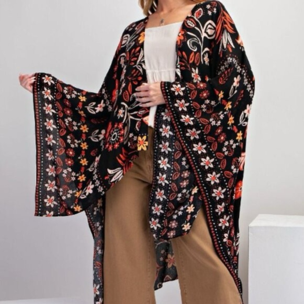NWT🖤Easel Scarlet Flowy kimono One Size Black Rust